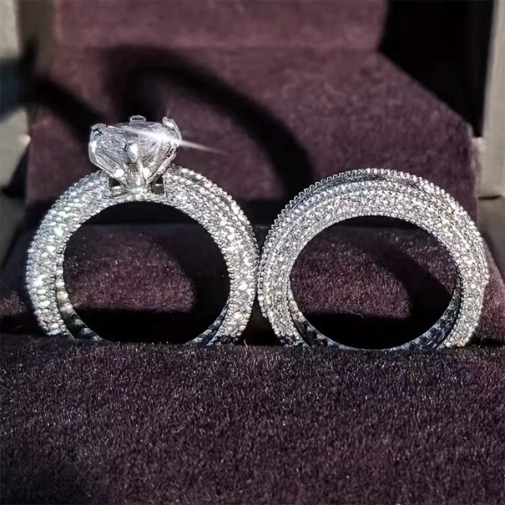 Ensemble de bagues de mariage en Zircon