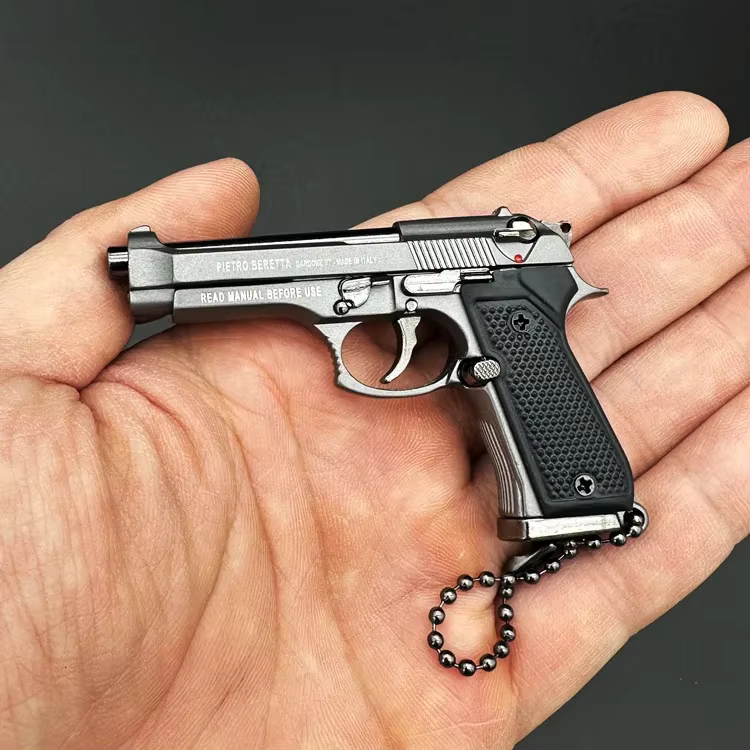 1:3 alliage 92f pistolet modèle Portable porte-clés sac détachable jouet