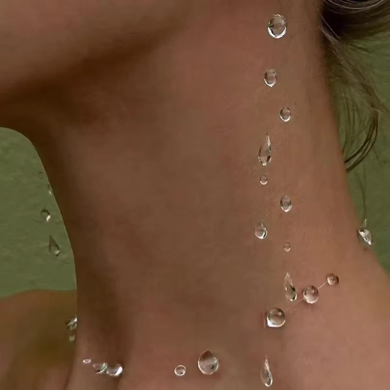 Collier ras du cou de pluie de rosée pour femmes