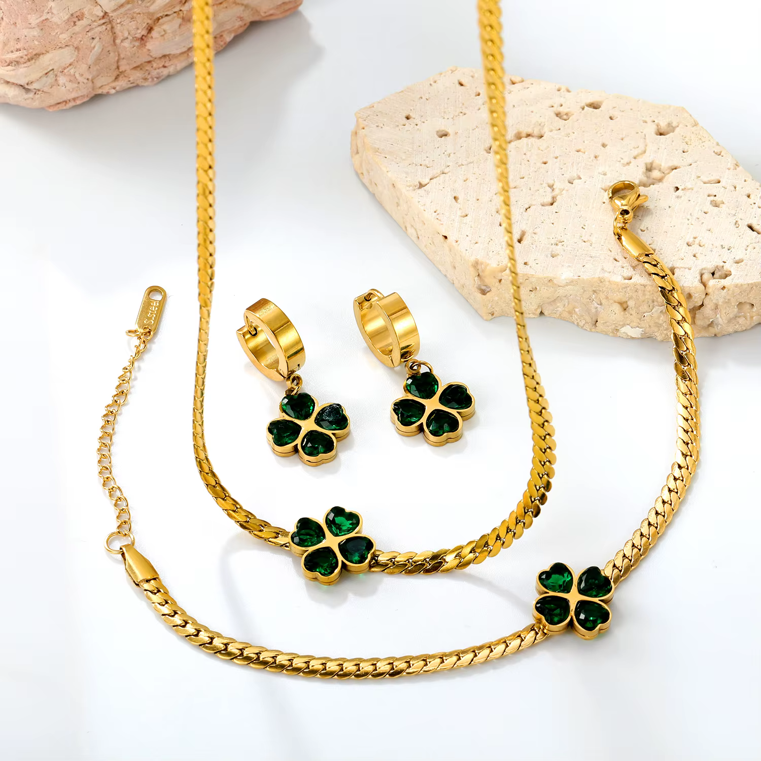 Ensemble de bijoux tendance de luxe léger avec collier