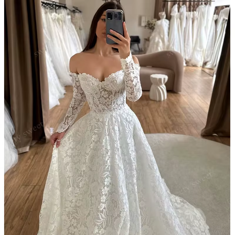 Robe de mariée exquise à fleurs volumineuses