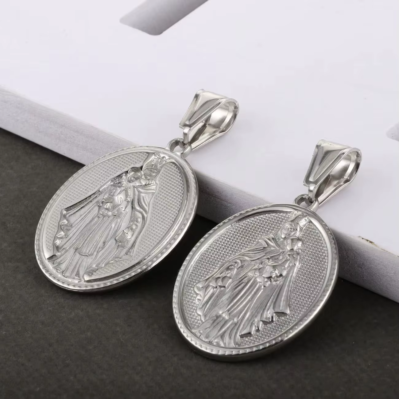 Diyalo 3 couleurs dévotions religieuses icône sainte notre dame du mont Carmel pendentif en acier inoxydable collier à faire soi-même bijoux souvenirs