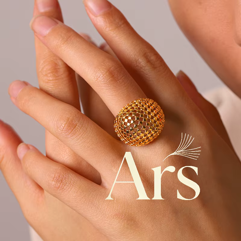 Bague creuse en maille plaquée or 18 carats pour femmes