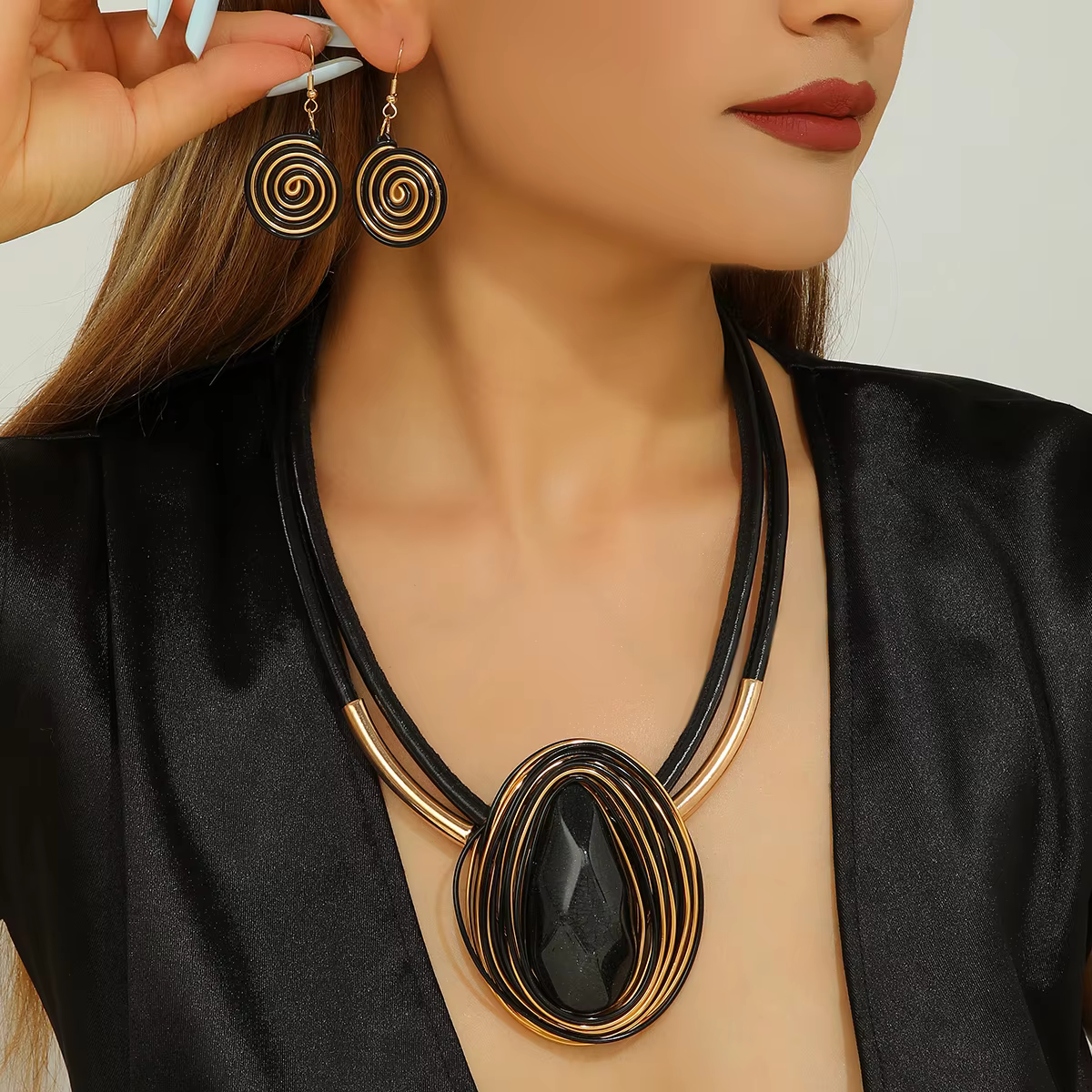 Nouvel ensemble de bijoux design