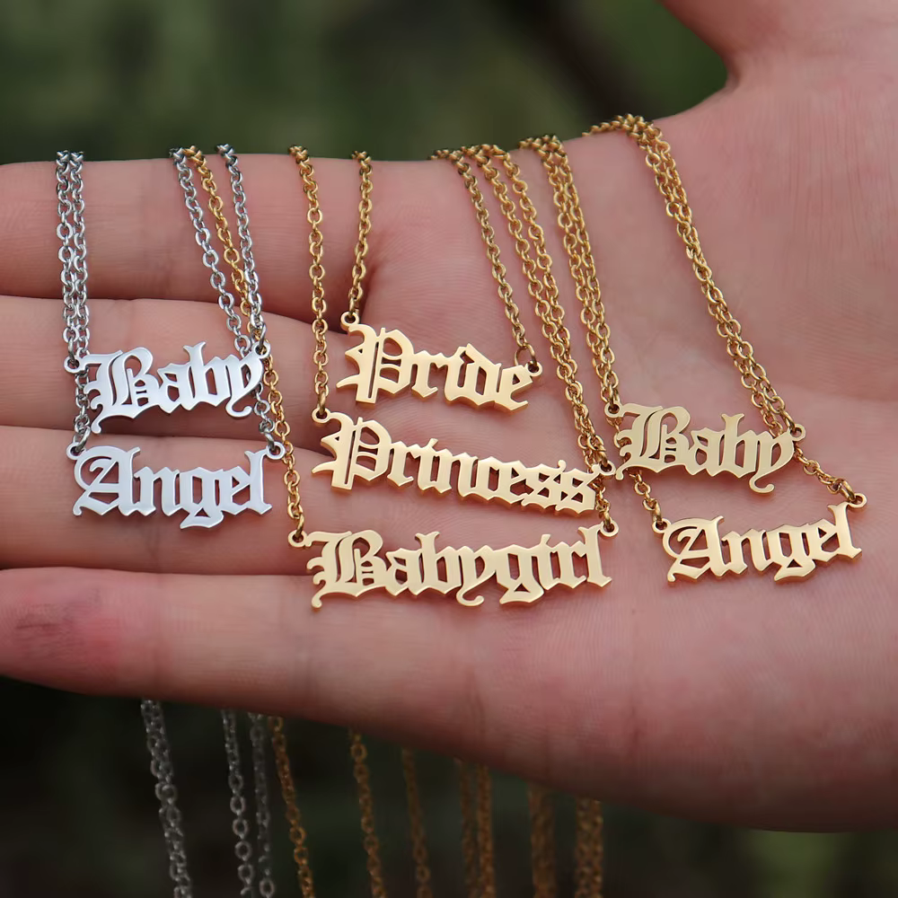 Collier ras du cou pour bébé