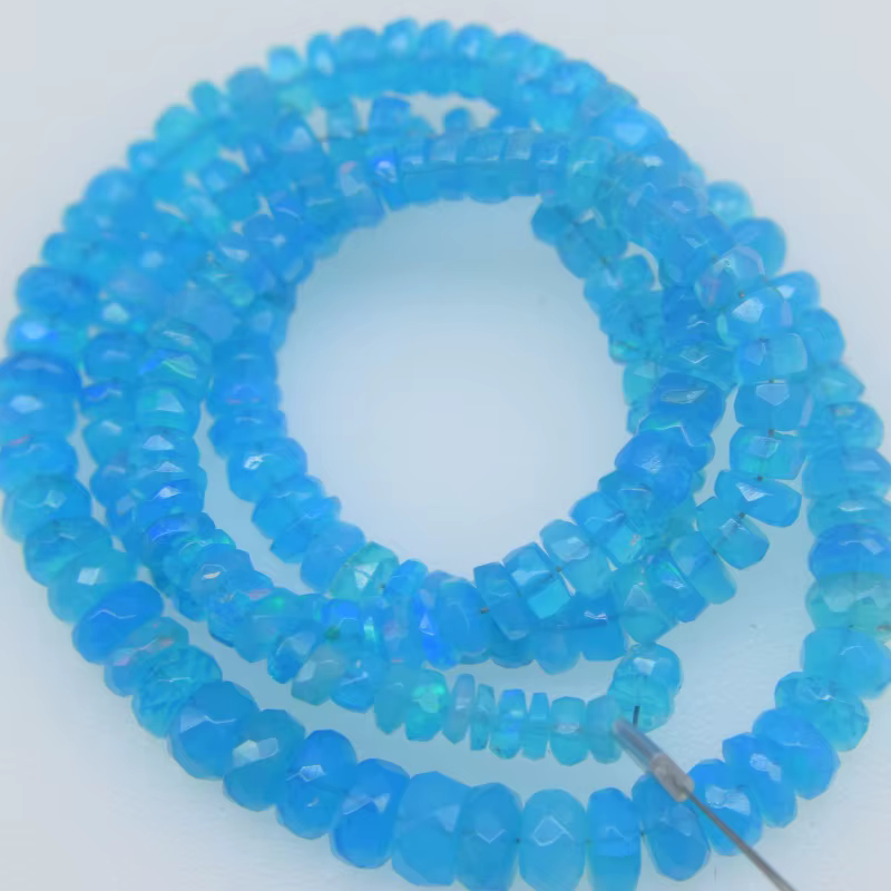 Opale ronde à facettes 3-4mm