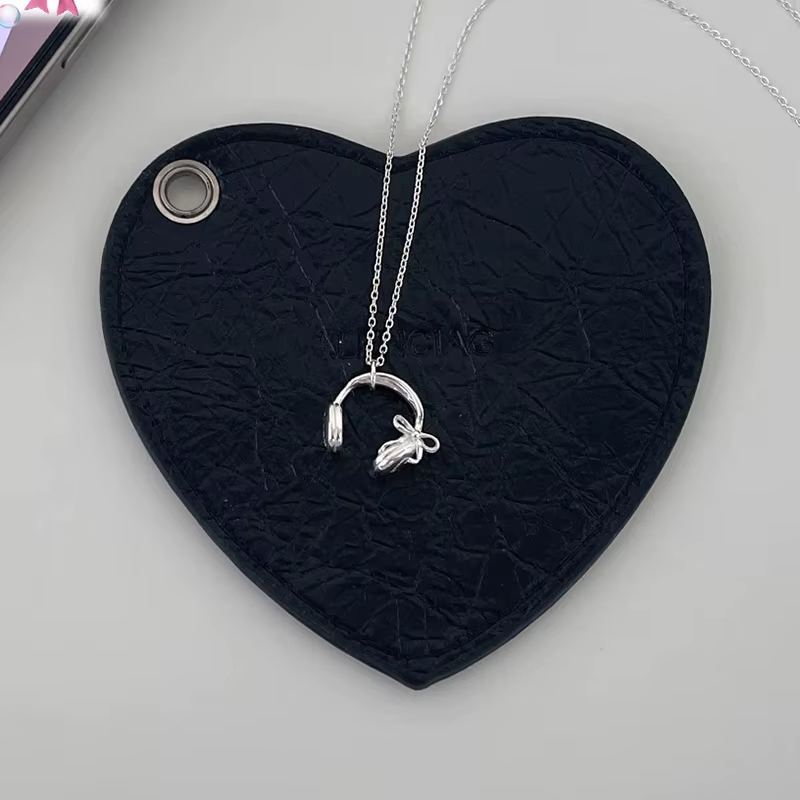 ANENJERY Collier avec pendentif nœud papillon couleur argent pour femmes