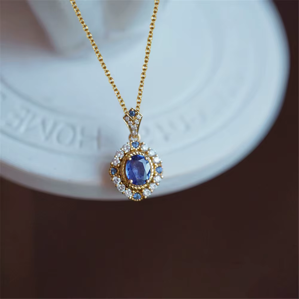 Collier Vintage avec pendentif rond en pierre de Zircon bleu pour femme