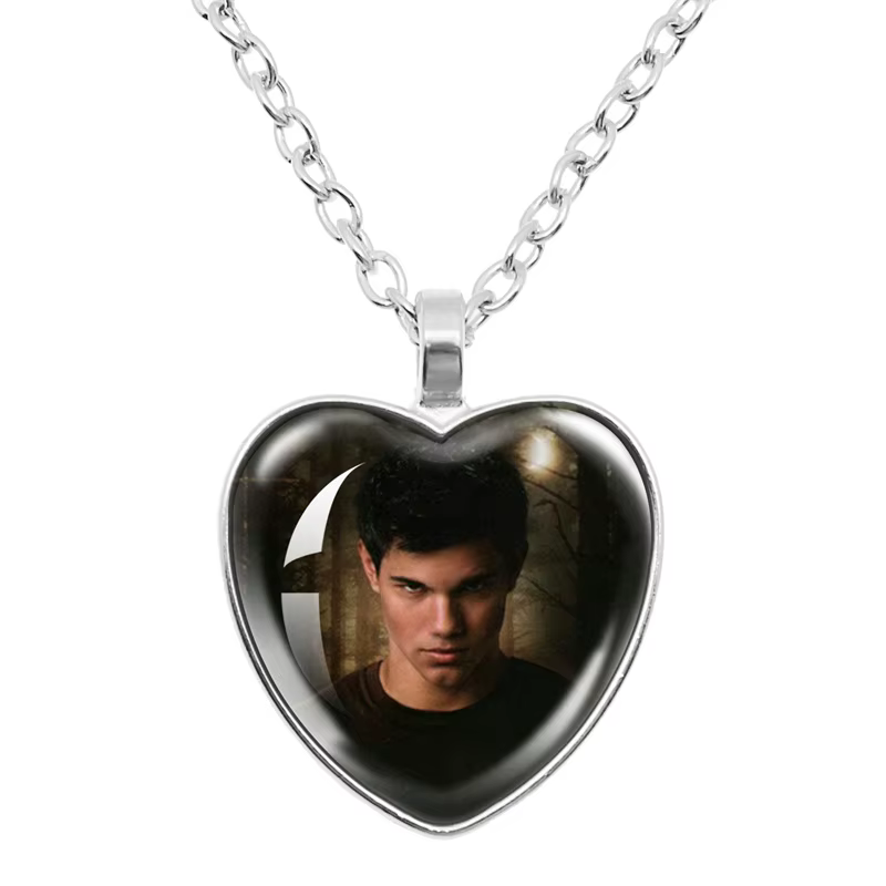 Film Bella Edward Jacob Renesmee pendentif collier verre Cabochon crépuscule personnage chaîne fille femmes bijoux de mode
