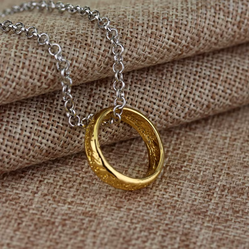 Collier pendentif en acier inoxydable gravé plaqué or