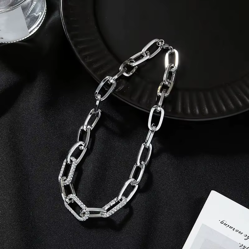 Collier chaîne épaisse exagérée pour femmes
