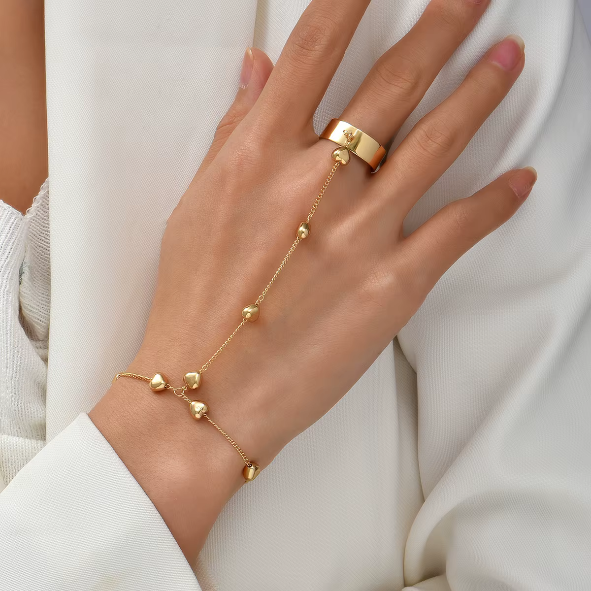 Bracelet chaîne simple avec pendentif cœur