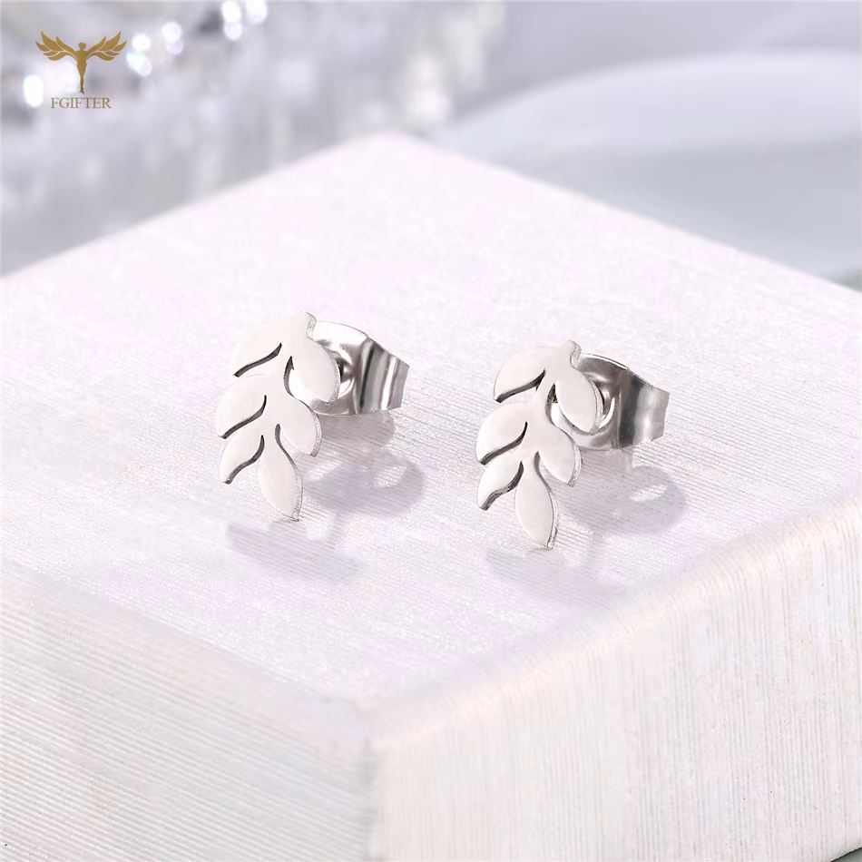 Boucles d'oreilles clous en forme de feuille