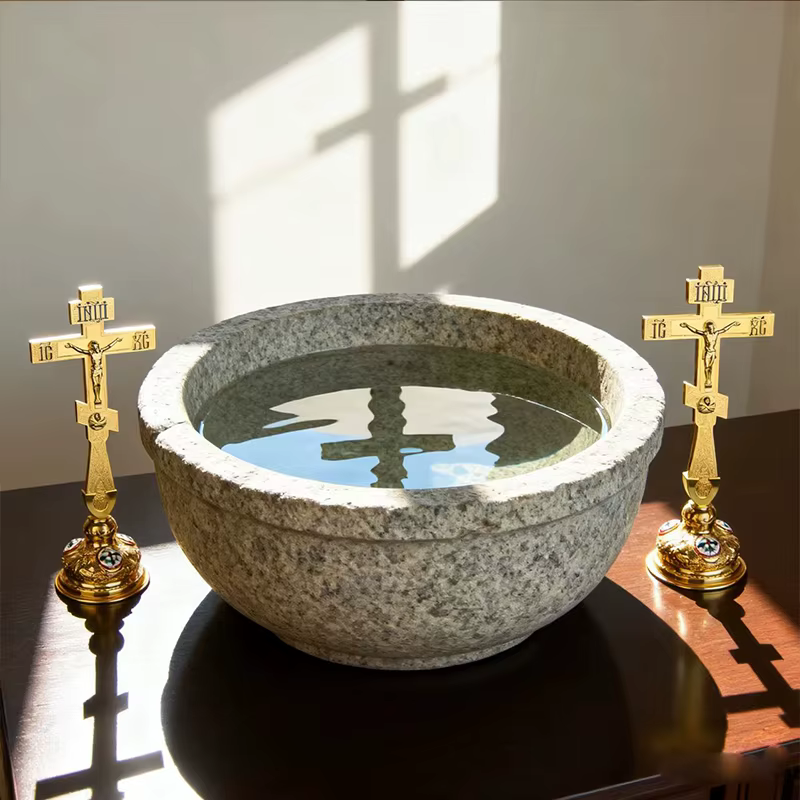 Nouvelle croix d'autel de l'Église orthodoxe 2026