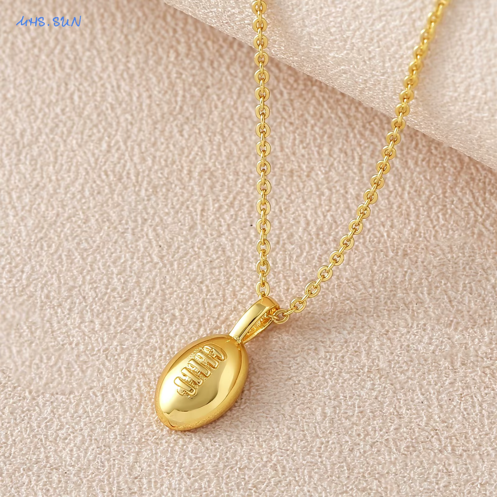 MHS.SUN – colliers avec pendentif ballon de rugby plaqué or pour femmes et hommes