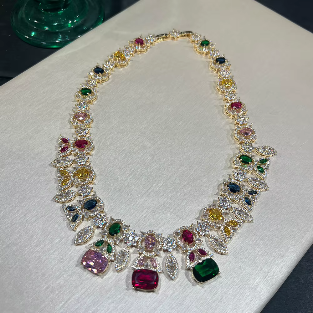 Ensemble de bijoux de mode en cuivre incrusté de zircon