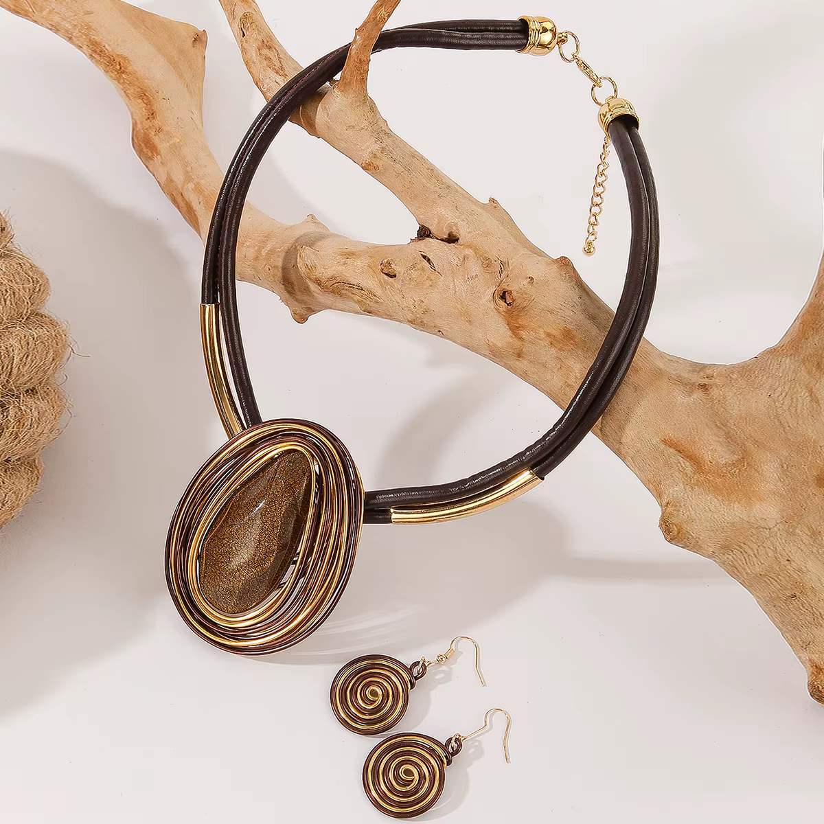 Nouvel ensemble de bijoux design