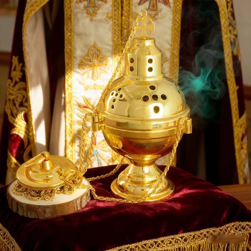 Nouveau brûleur d'encens de l'église orthodoxe 2026