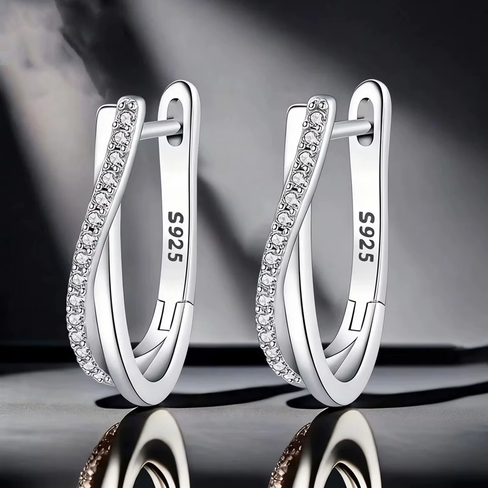 Boucles d'oreilles étoile torsadée en argent 925