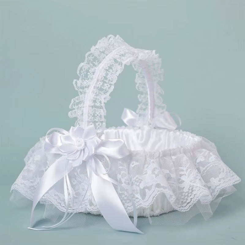 31BB Panier fleurs blanches pour réception mariage