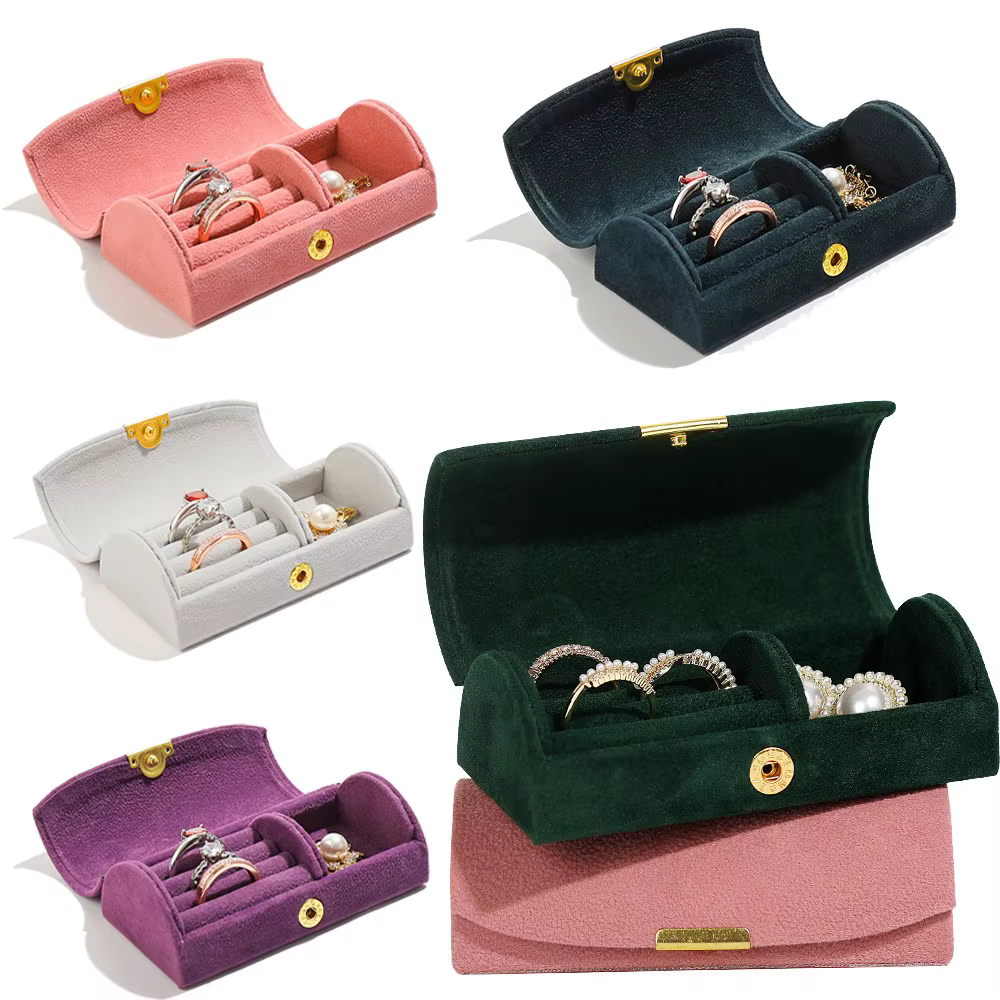 Boîte à bijoux en velours perlé pour femme