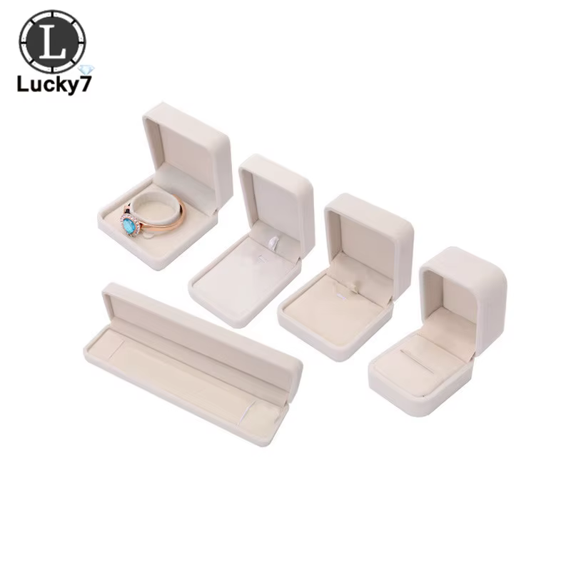 Présentoir de bijoux en velours Beige