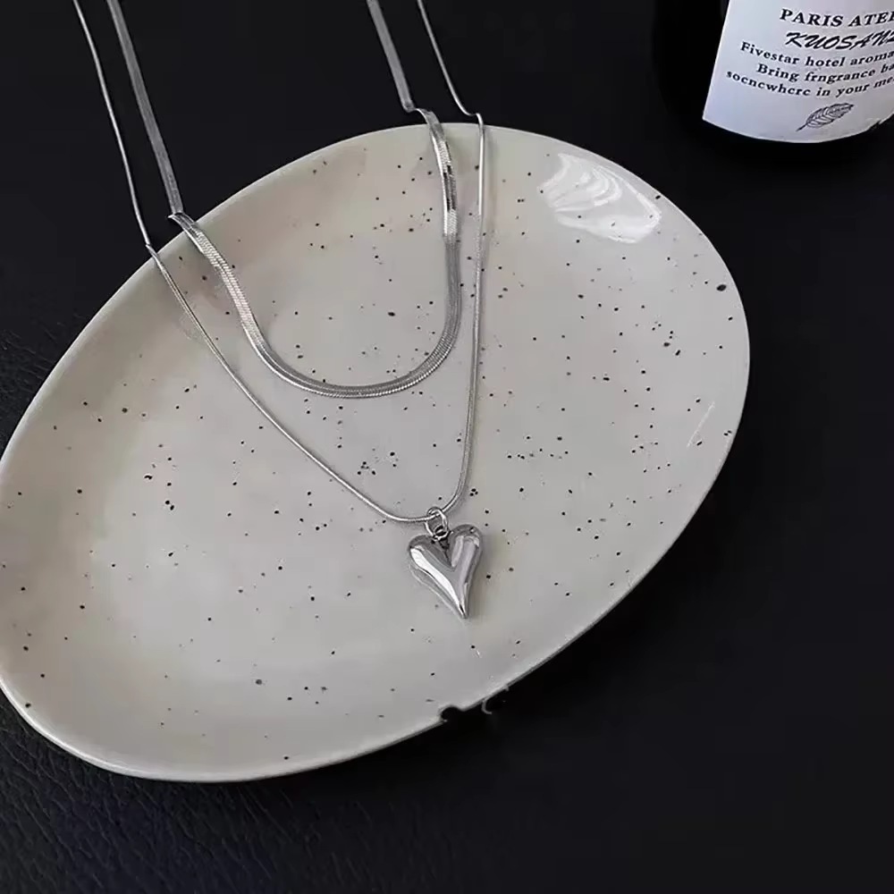 Collier pendentif coeur d'amour à double couche pour femme