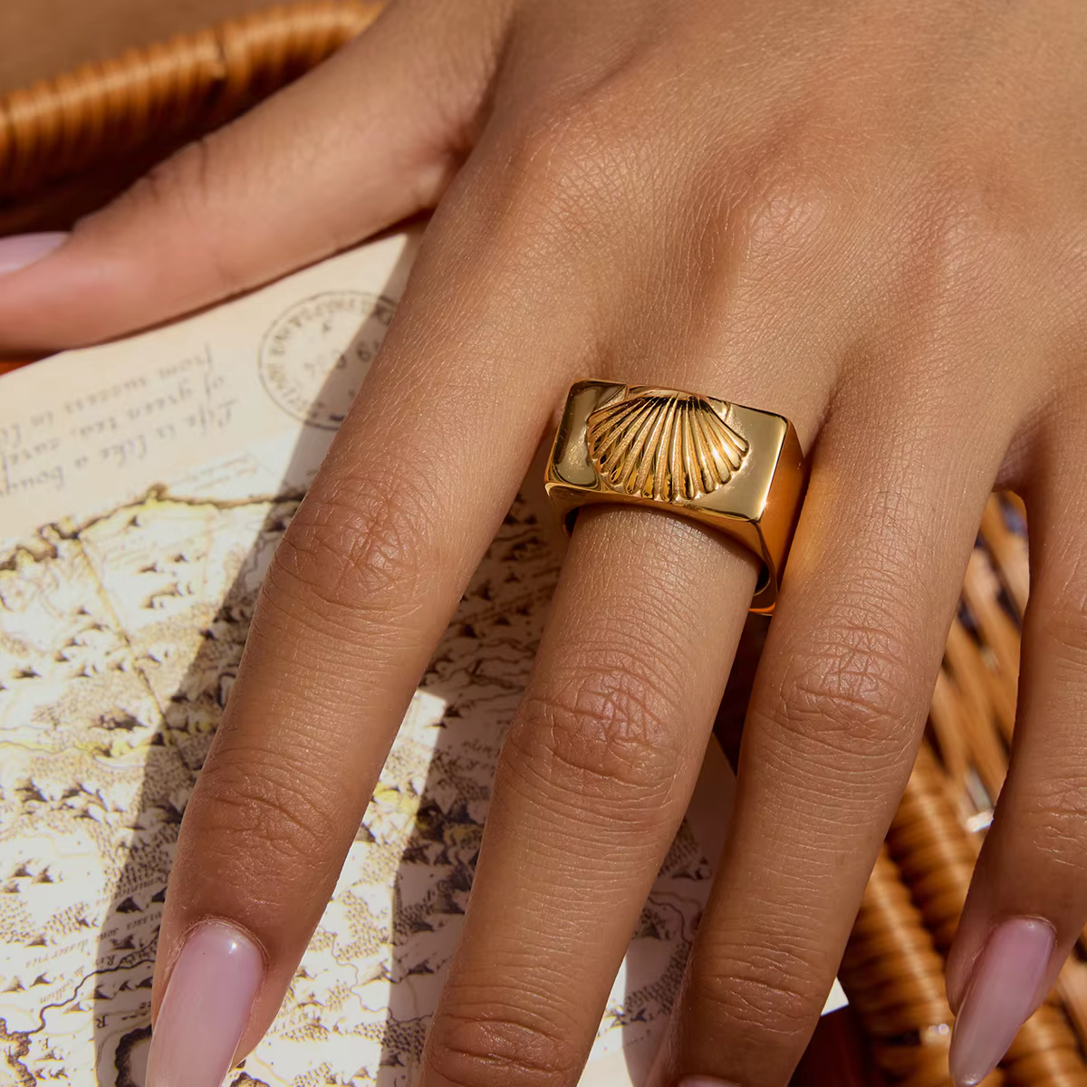 Yori – bague carrée élégante en acier inoxydable pour femmes