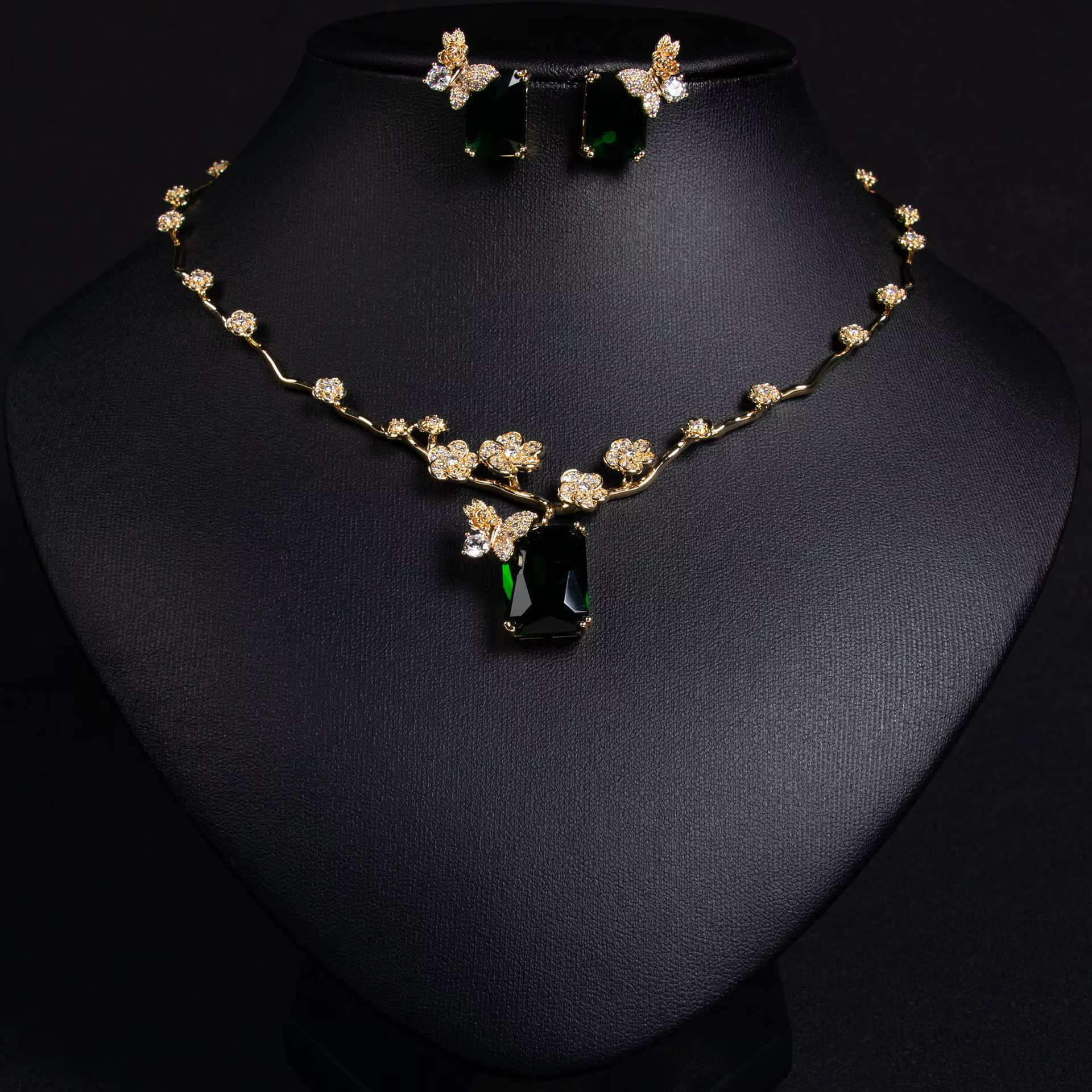 Ensemble de boucles d'oreilles en Zircon pour femmes