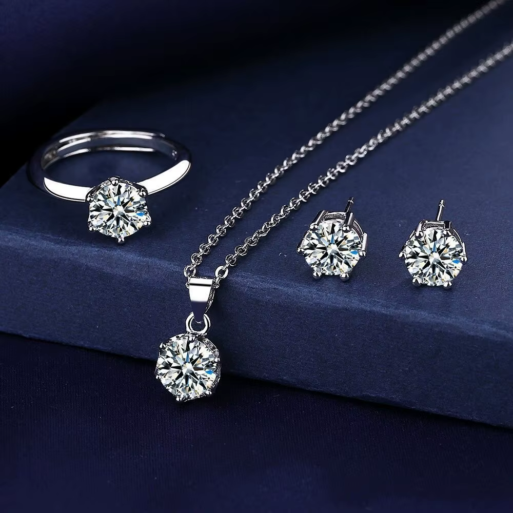 Collier classique de luxe avec pendentif en Moissanite à Six griffes