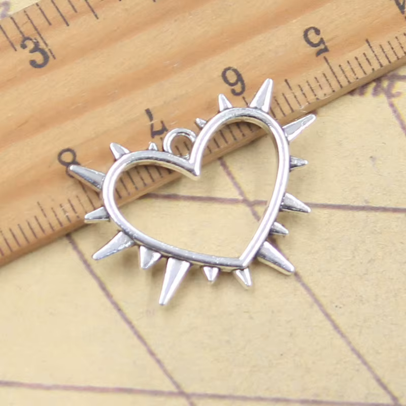 10 pièces breloques épine ronce coeur 21x28mm Antique couleur argent pendentifs faisant bricolage à la main tibétain trouver des bijoux