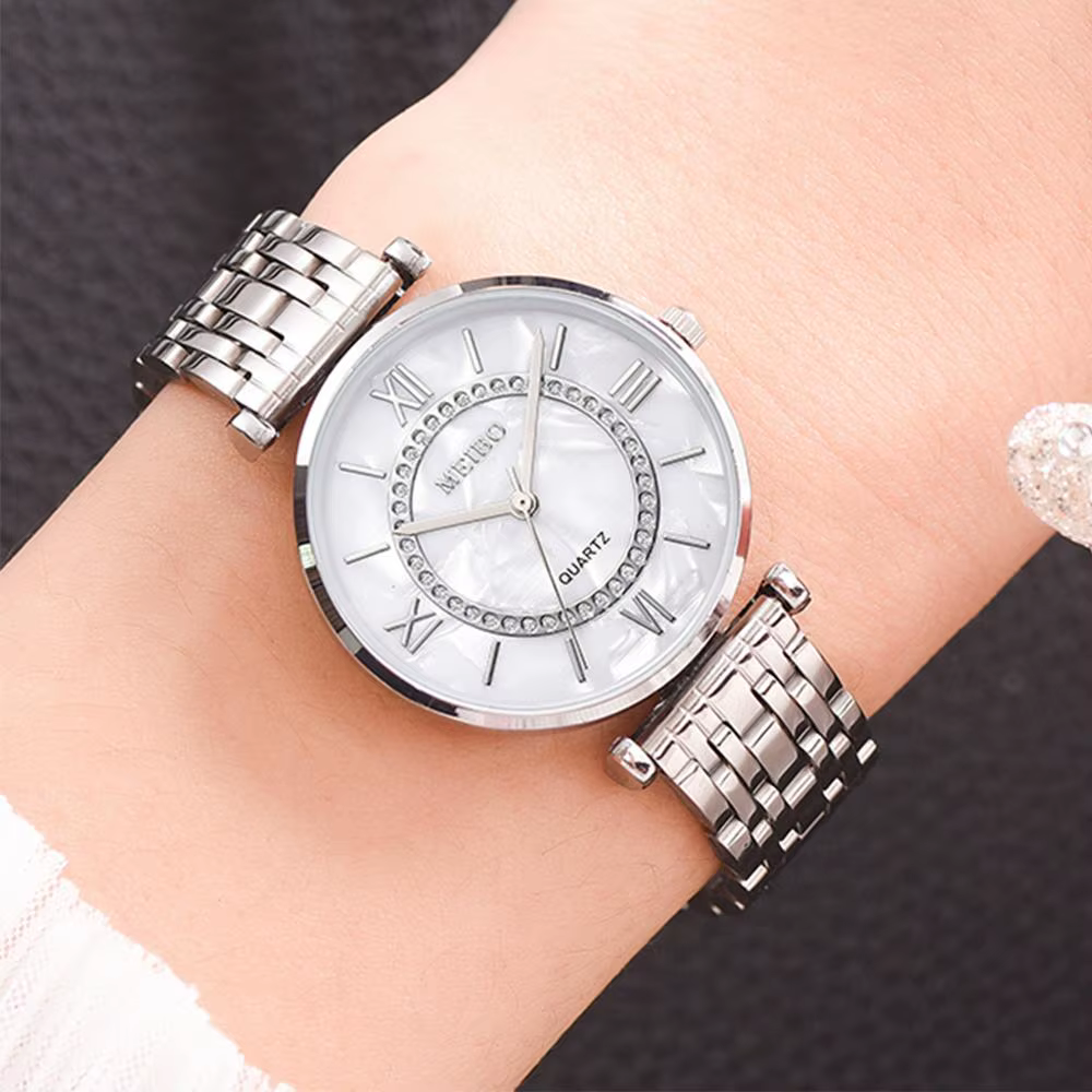 Luxe cristal femmes Bracelet montres haut de gamme mode diamant dames Montre à Quartz en acier Femme Montre-Bracelet