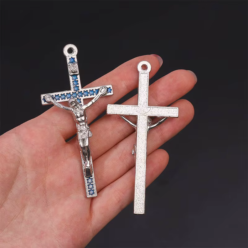 Tout nouveau grand pendentif artisanal de bijoux de croix de jésus religieux