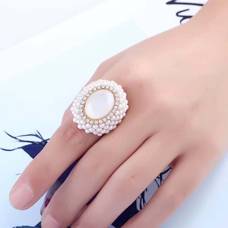 Bague en cristal d'opale blanche vintage pour femme