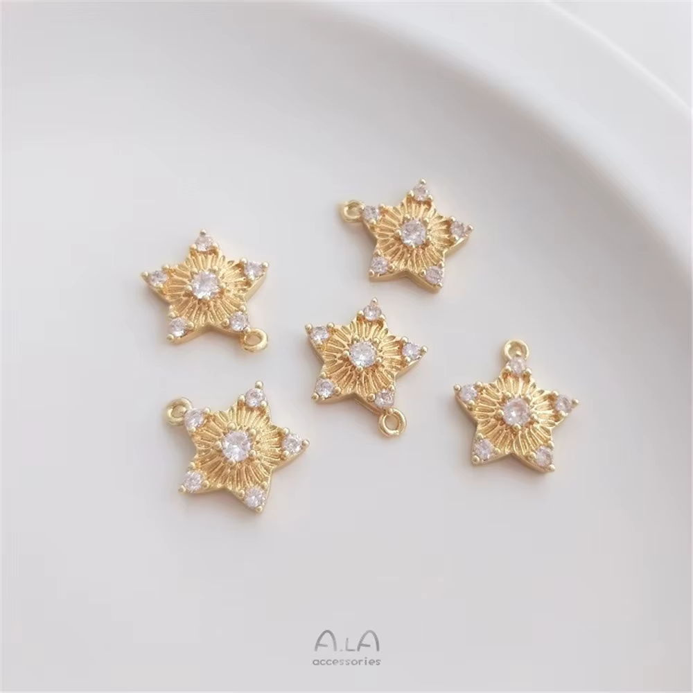 Petit pendentif étoile en Zircon incrusté de couleur or 14K