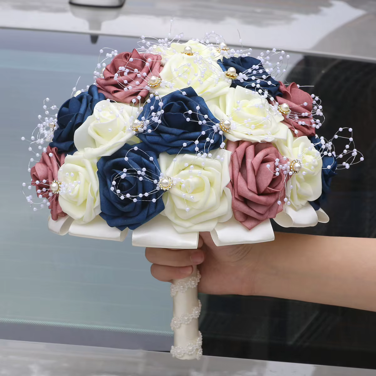 Bouquet de mariée en mousse de rose YeeNanee avec cordon de perles