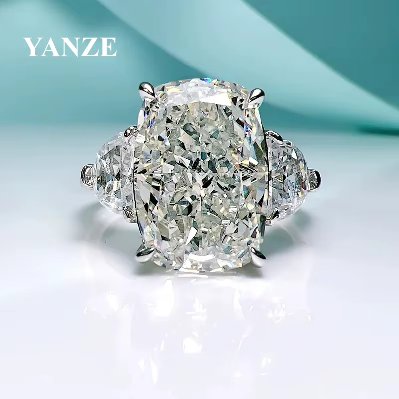 Bague en diamant à haute teneur en carbone