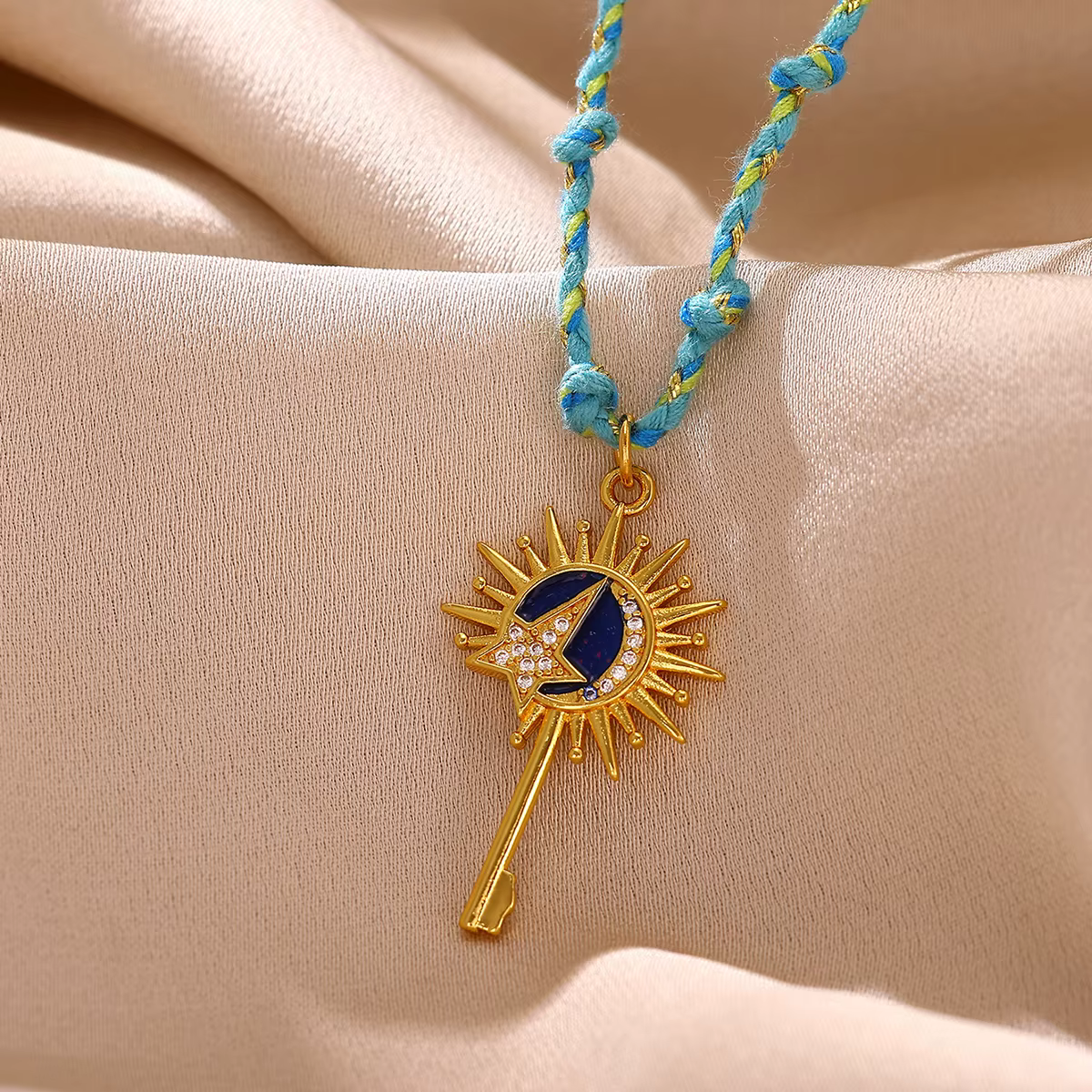 Collier tressé bohème œil porte-bonheur main de Hamsa pour femme