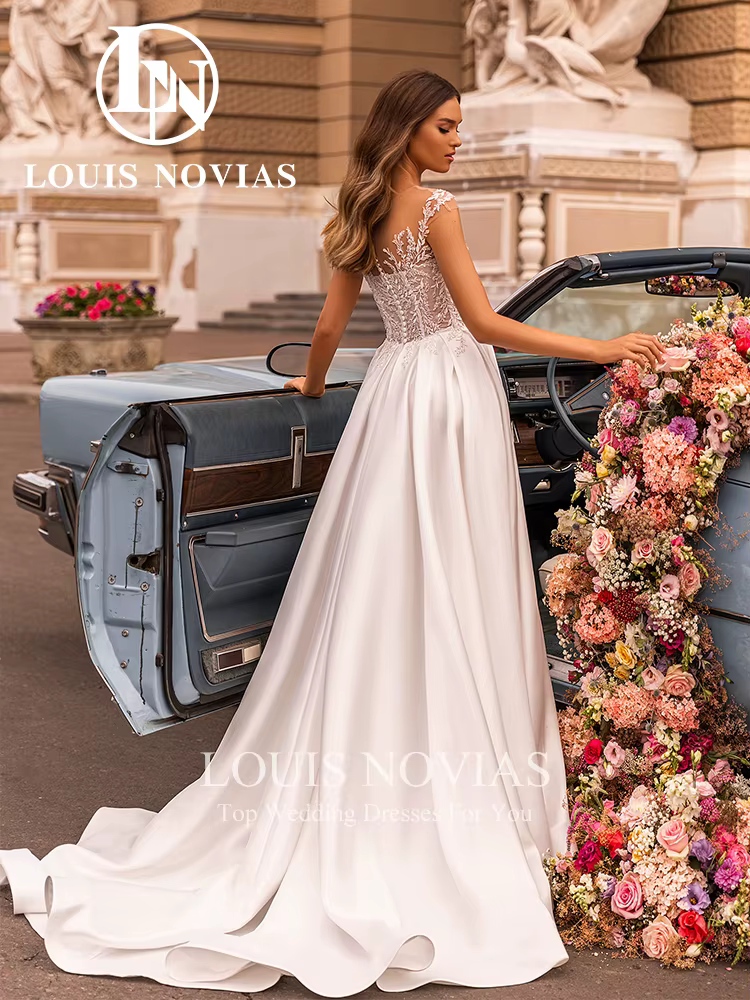 LOUIS NOVIAS BOHO robe De mariée col en v profond