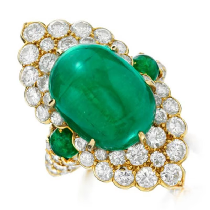 Bague classique pour femme incrustée de pierres vertes