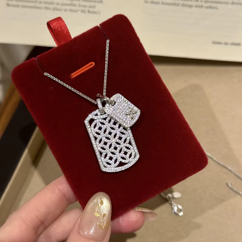 Luxueux collier carré en argent 925 incrusté de diamants rétro nouveau dans le style chinois exquis