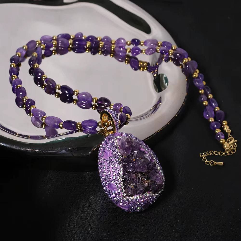 Collier pendentif incrusté naturel pour femme