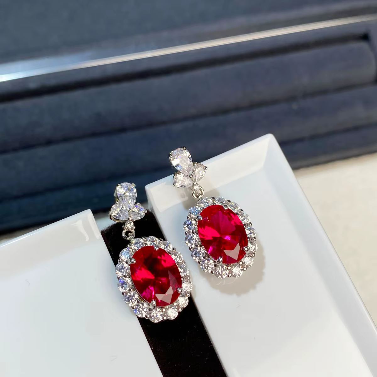 Boucles d'oreilles populaires en or blanc AU750 pour femmes