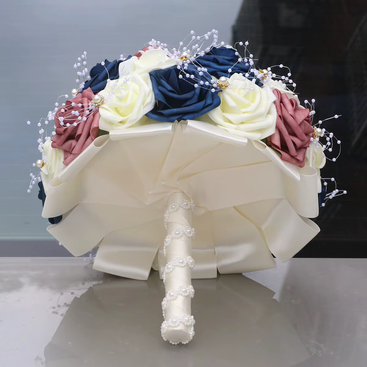Bouquet de mariée en mousse de rose YeeNanee avec cordon de perles