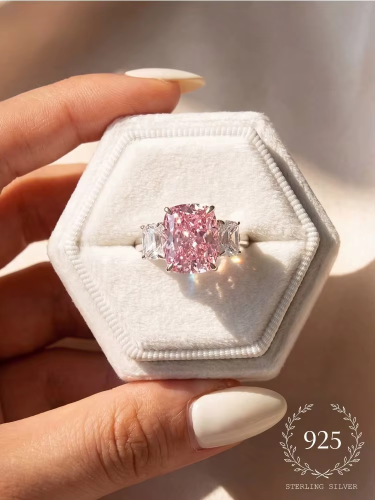 Bague rectangulaire rose à quatre griffes en argent Sterling 925