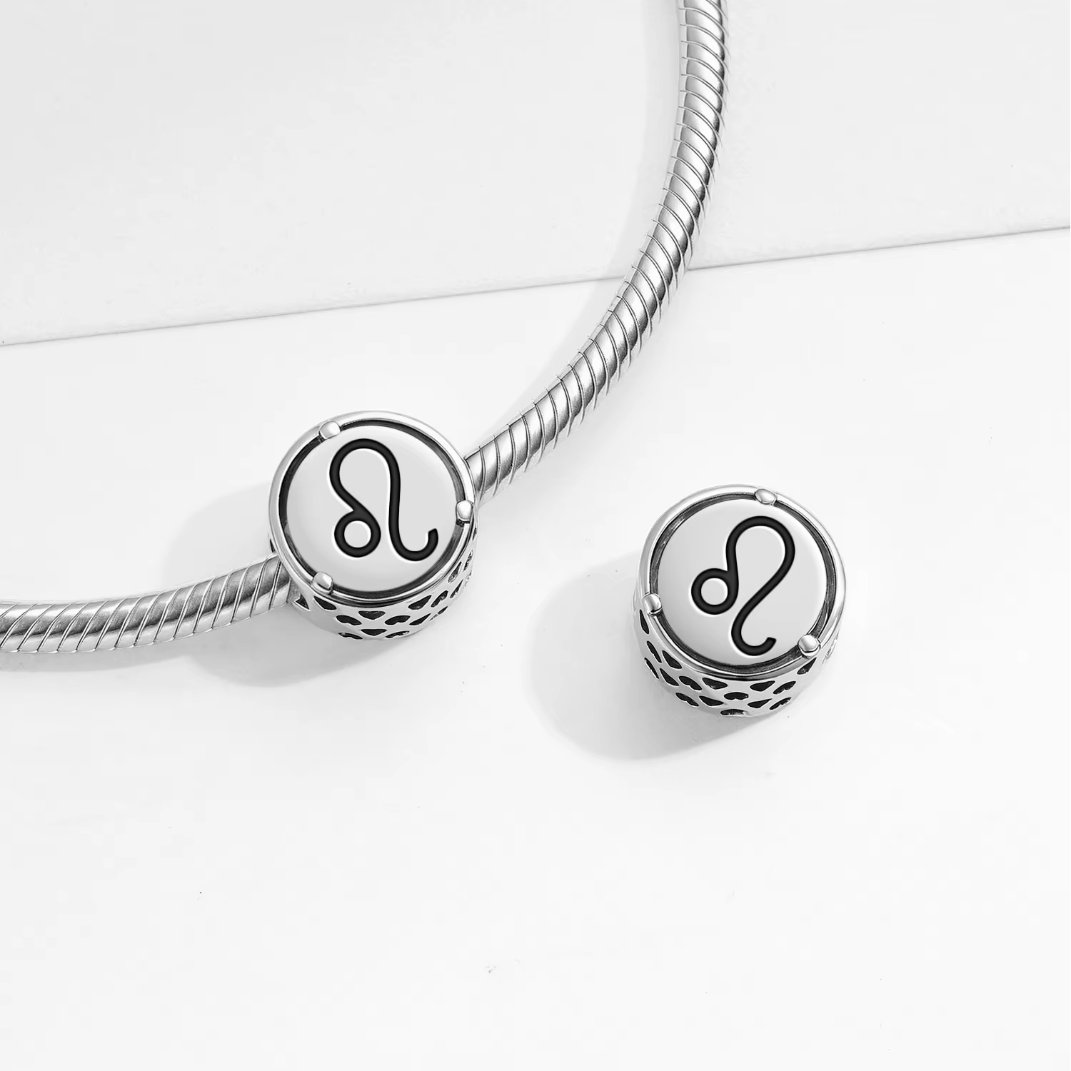 Breloque symbole en argent Sterling 925 pour astrologie Leo