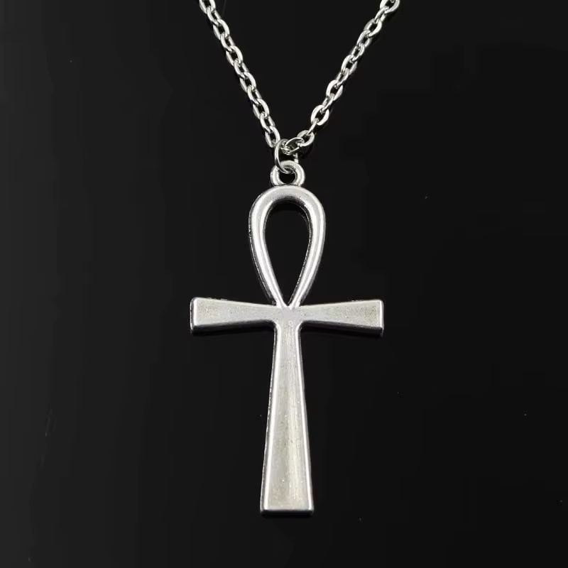 Colliers pour femmes, style simple et classique