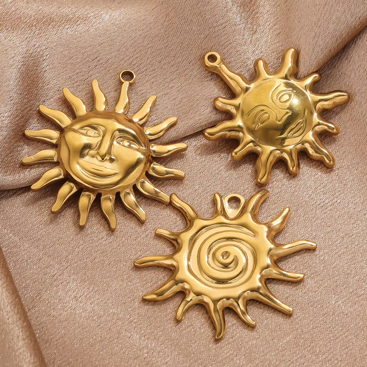 Pendentif soleil visage Smiley en acier inoxydable
