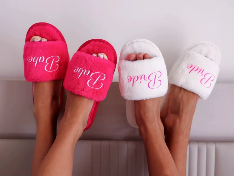 Pantoufles moelleuses personnalisées pour demoiselles d'honneur