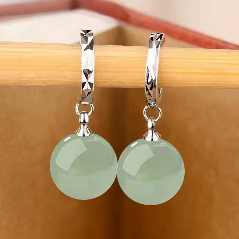 Boucles d'oreilles en argent sterling 925 plaqué or avec perles blanches et jade vert Argyle
